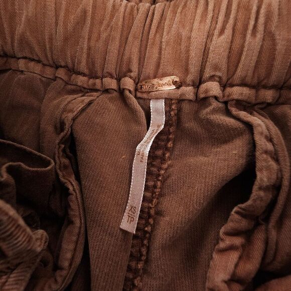 FREE PEOPLE Margate Pleated Trouser Casual Pant Corduroy Brown Boho Lagenlook XS - Picture 2 of 7